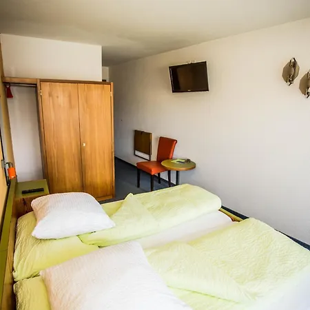 Derby Hotel