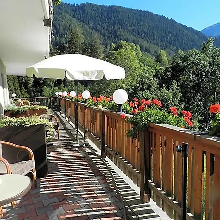 Hotel Derby 3*