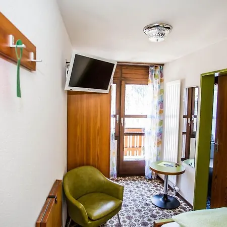 Hotel Derby 3*
