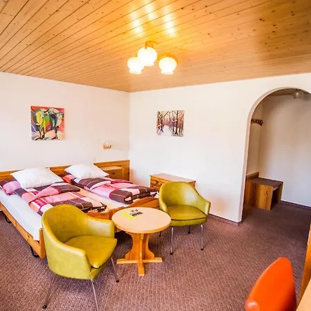 Hotel Derby 3*