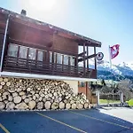 Derby Hotel 3*